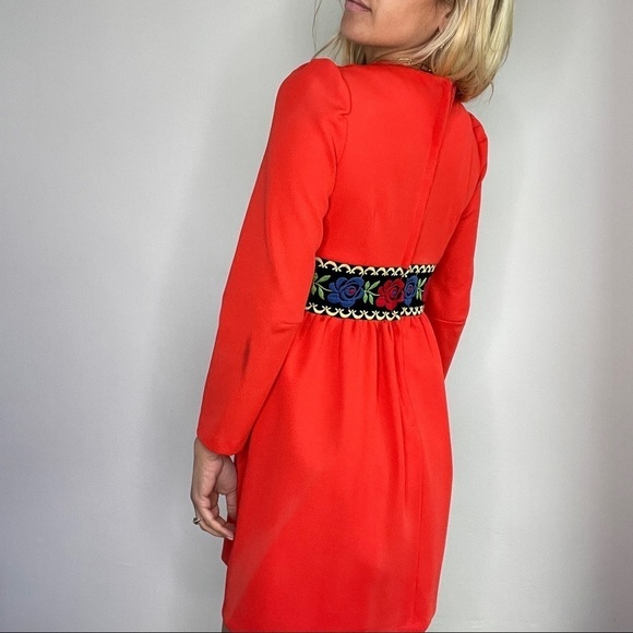 Vintage Red Embroidered Waist Long Sleeve Dress - Picture 5 of 14